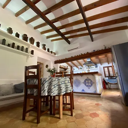 Puerto De Pollensa Villa: Mountain Retreat Near *