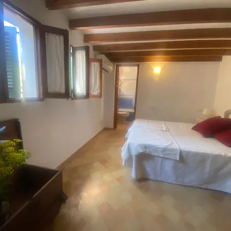 Apartmán Ullal - Rural Charm Approx 73000 Meters And Outdoor Adventure Agritourism With Private Mountain Path Approximately 5 Minutes Walking From The Ideal For Relaxation Port de Pollença