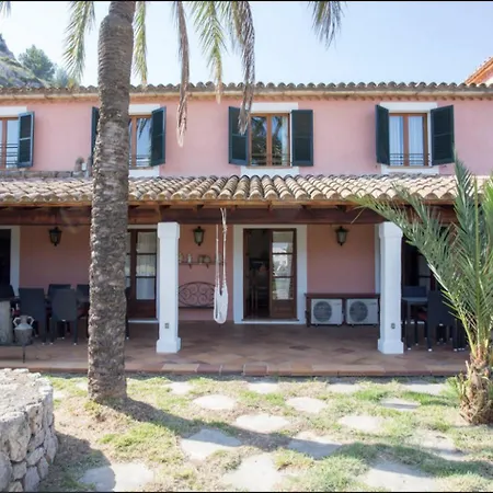 Puerto De Pollensa Villa: Mountain Retreat Near *